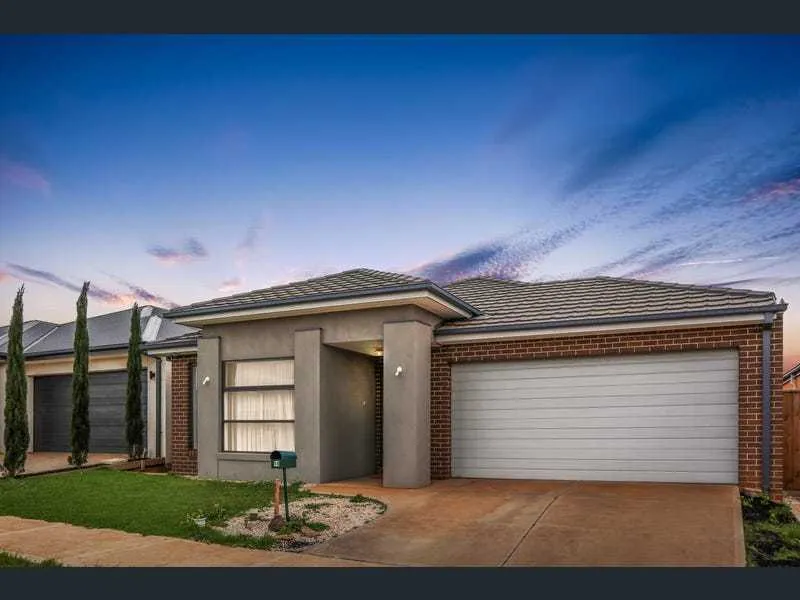 MODERN 3 BEDROOM HOME