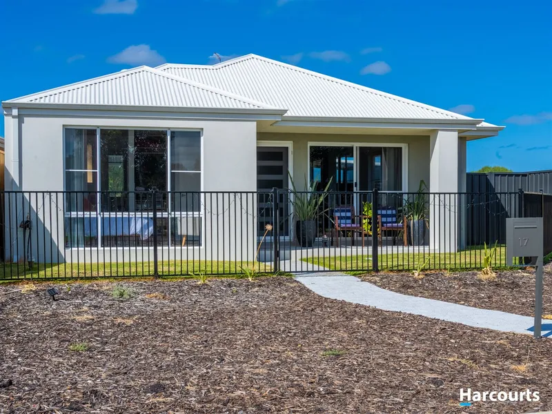 Central Modern Home... Presenting Like New