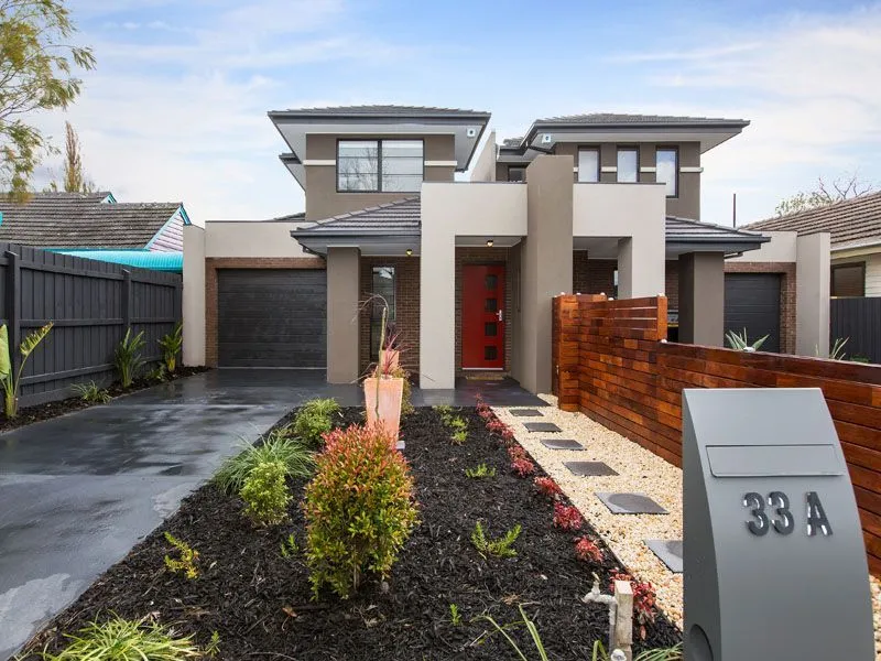 AFFORDABLE LUXURY TOWNHOUSE WITH SUPERB FLOORPLAN