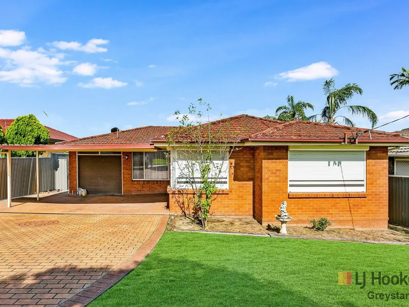 BEAUTY ON BRAESIDE!!! FIVE BEDROOM FAMILY HOME IN PRIME LOCATION!!!