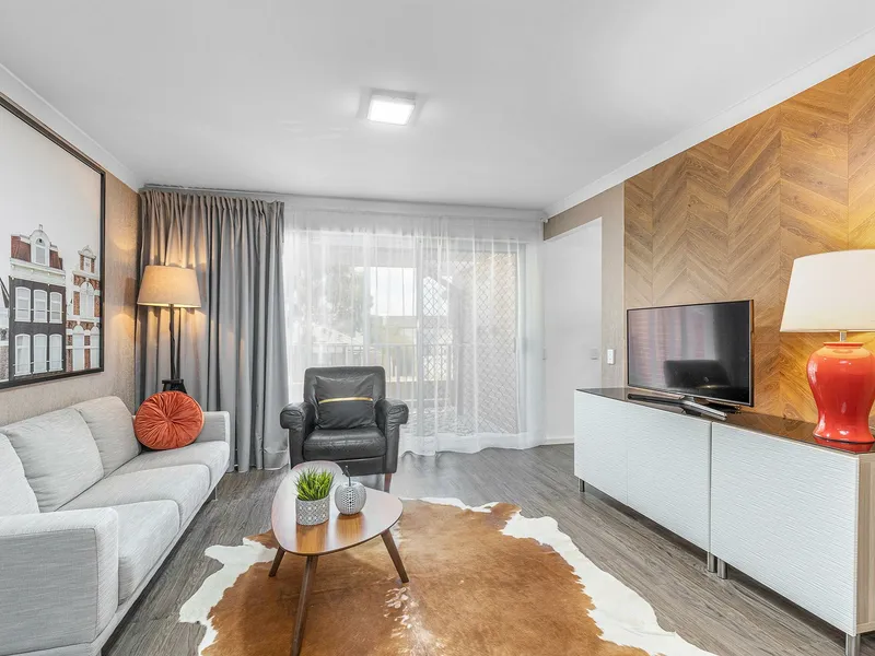 Affordable neat and tidy home walk to everything