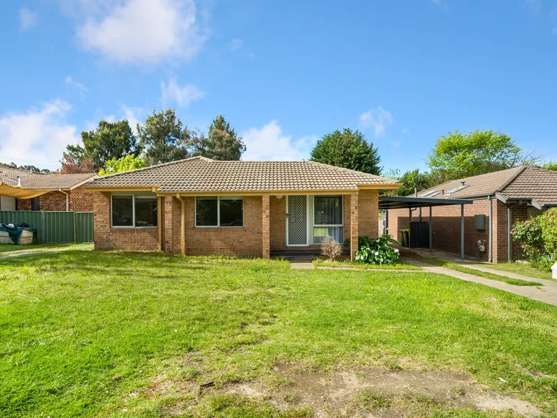 3 Bedroom House in Perfect North Lyneham