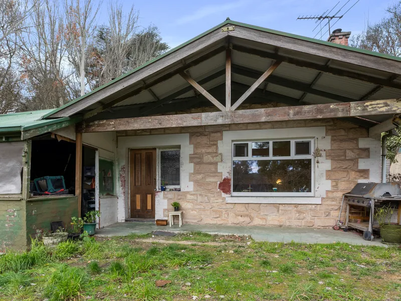 Renovate or start again right in the heart of Stirling