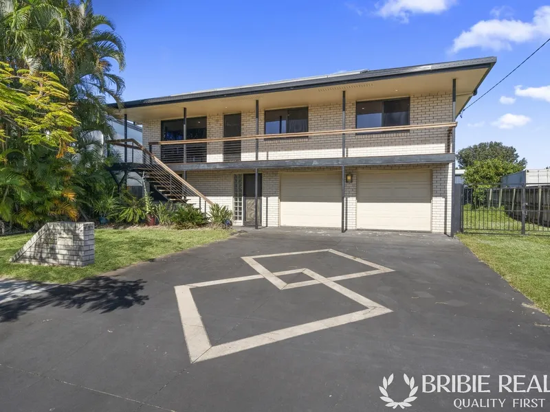 DUAL LIVING OR PRIME INVESTMENT!