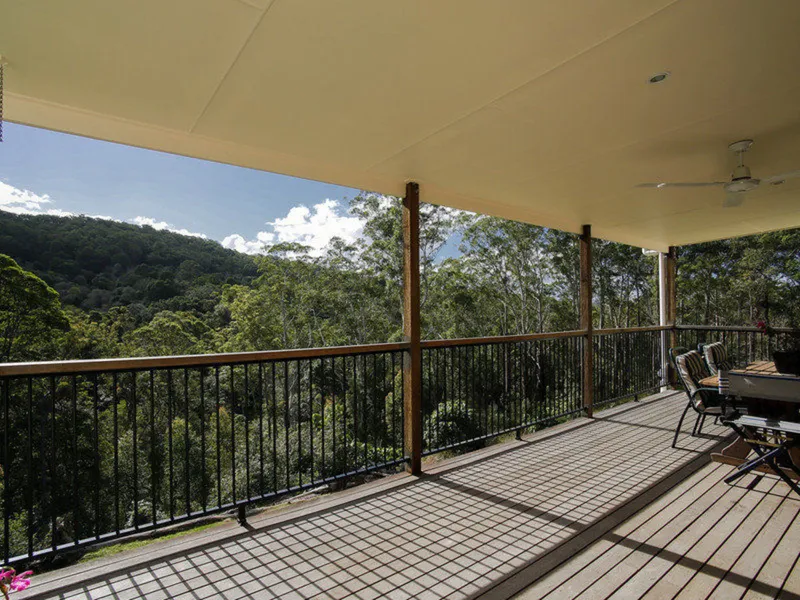 ACREAGE LIVING - INCLUDING ELECTRICITY