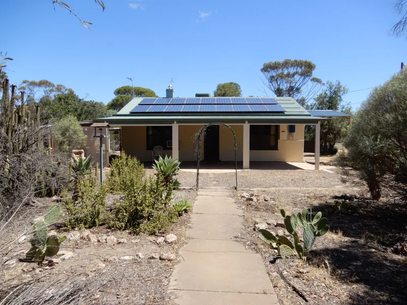 6 ACRES IN A QUIET LOCATION