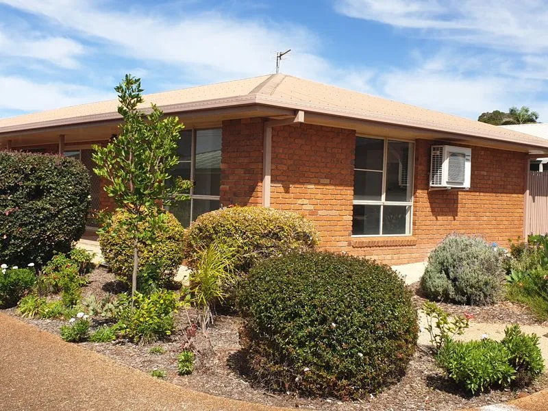 Great Extra Living Area with This Attractive One Bedroom Villa