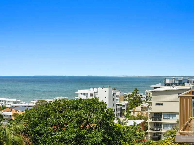 COASTAL LIVING AT ITS FINEST!