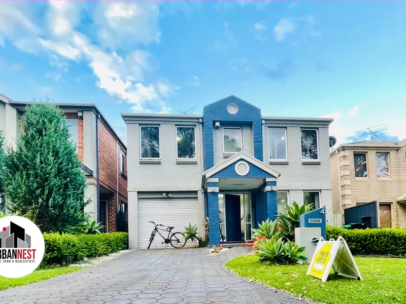 3Bed 2.5Bath House For Rent | 4 Blackman Cresent Horningsea Park NSW 2171 | $650