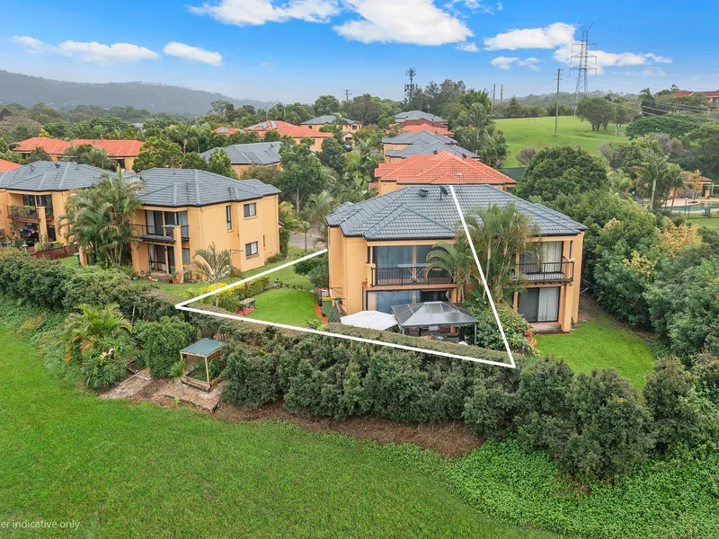 Merrimac Central Living - With a delightful private garden oasis