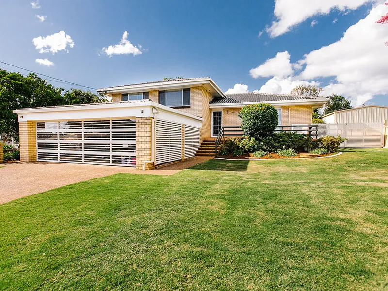 Immaculate Home - Superb Location!