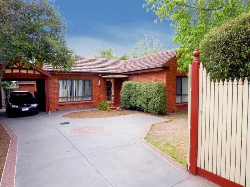 Three Bedroom Unit in a Great Location