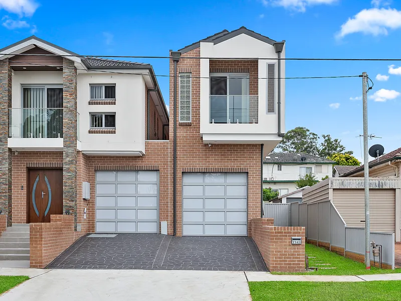 FIRST-CLASS BRAND NEW RESIDENCE