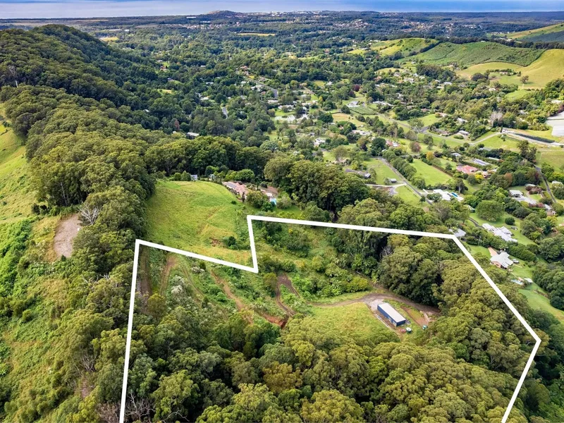 Absolute privacy and tranquility with amazing ocean and hinterland views