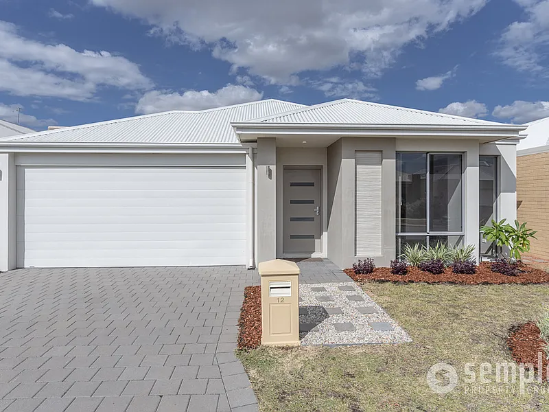 A MUST VIEW - FIRST Home Opens 2.15pm - 3.00pm Saturday 10th and Sunday 11th April