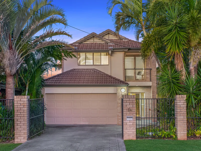 An Enviable Beachside Lifestyle Awaits