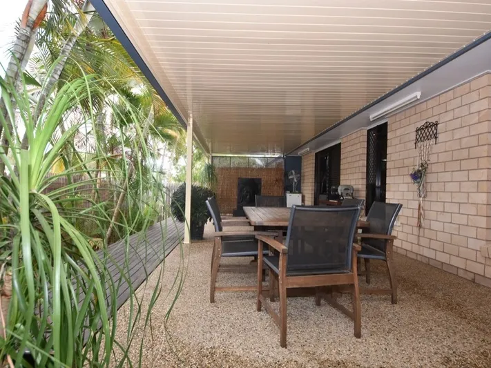 Fantastic Low Maintenance Home with 9 x 4.5m shed