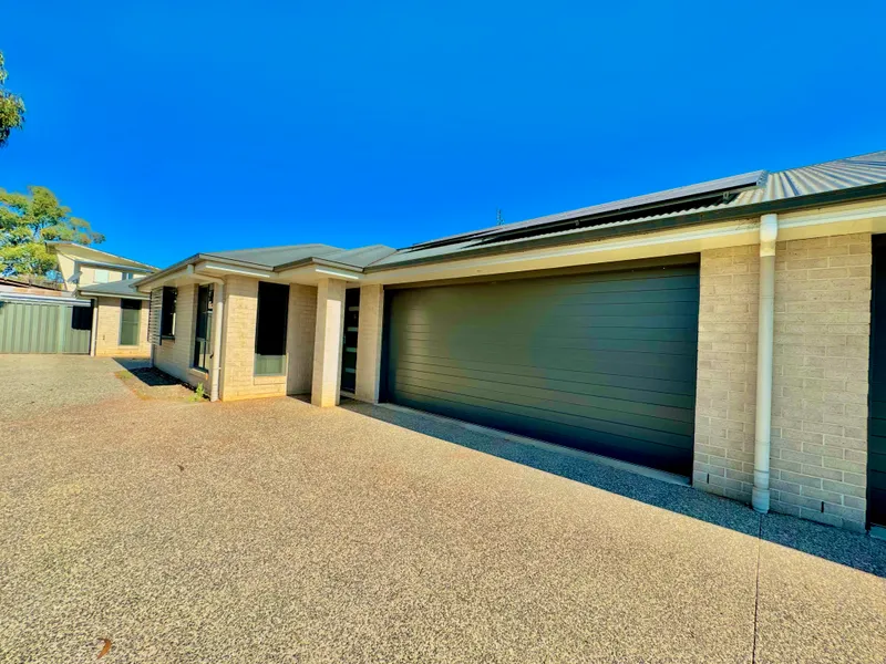 STYLISH FULLY FURNISHED UNIT