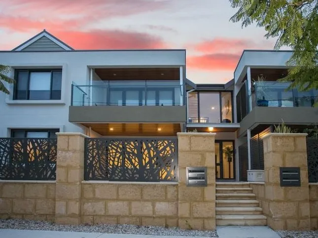 Serene Top-Floor Living in Kalamunda!