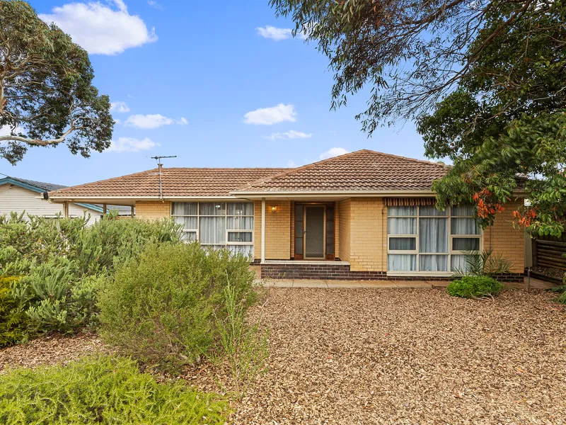 Perfect 1st Home or Investment In Convenient Location