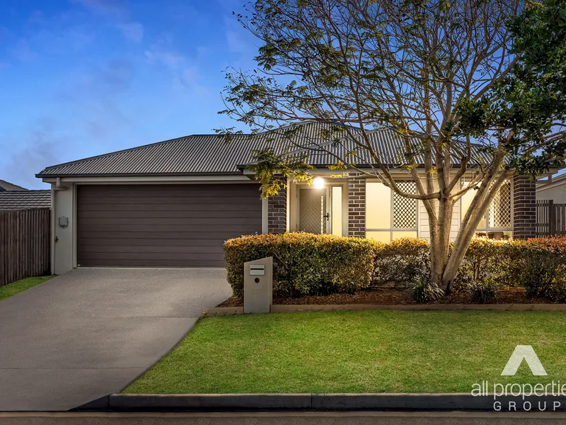 Available to inspect / Fantastic entry level home in the Gainsborough Greens estate