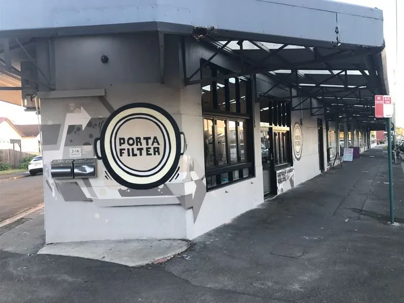 Furnished share accommodation with public transport at your doorstep!