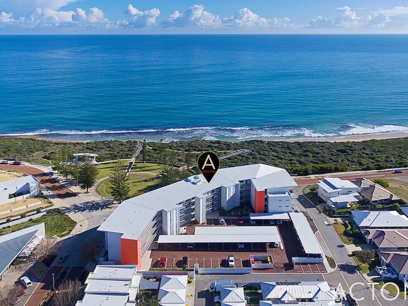 PRISTINE OCEANFRONT LIVING