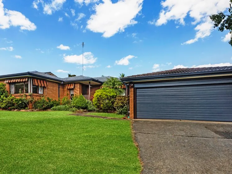 Modern Living in the Heart of The Hills!