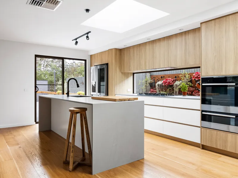 Luxe beachside oasis in Frankton High School Zone