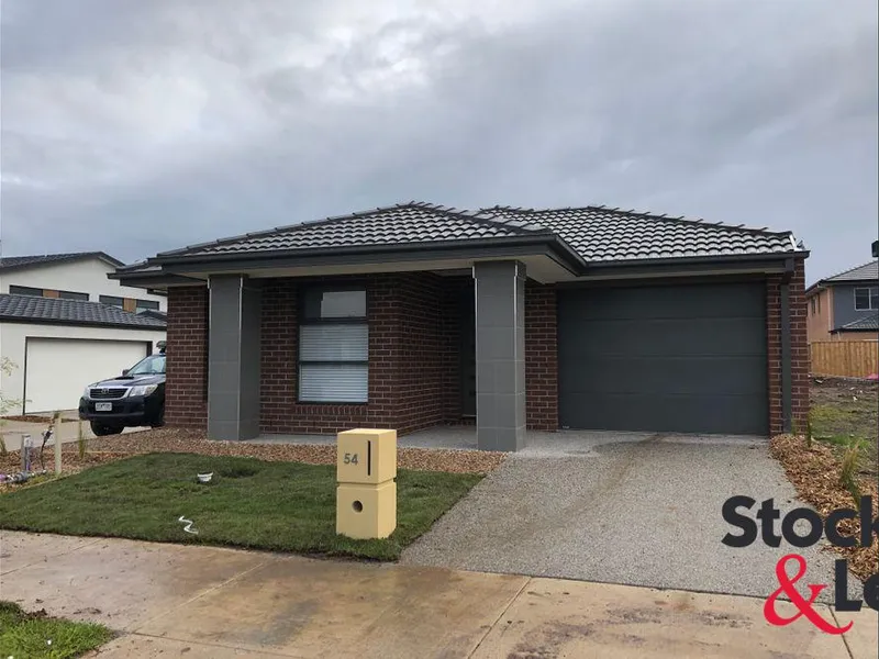 4 BEDROOM FAMILY HOME FOR RENT IN WYNDHAM VALE !!