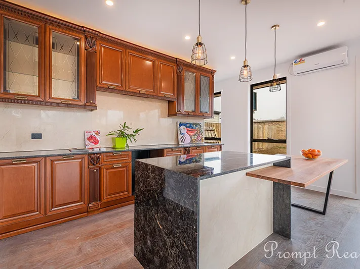 DUAL OCCUPANCY! New house with modern features.