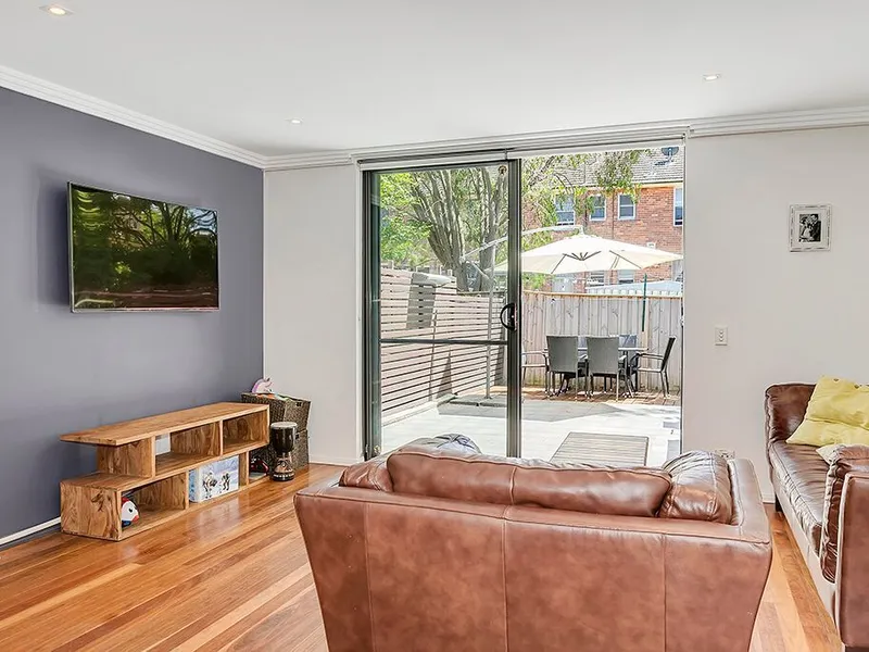 Two bedroom, two storey, two bathroom townhouse just moments to Maroubra Beach