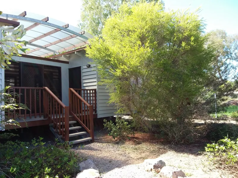 Eco-cottage nestled close to the beach