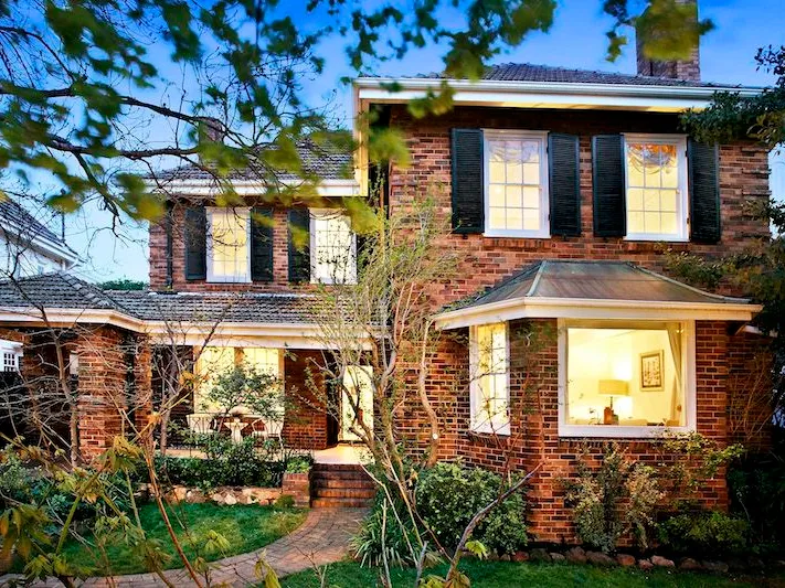 Traditional Toorak Appeal