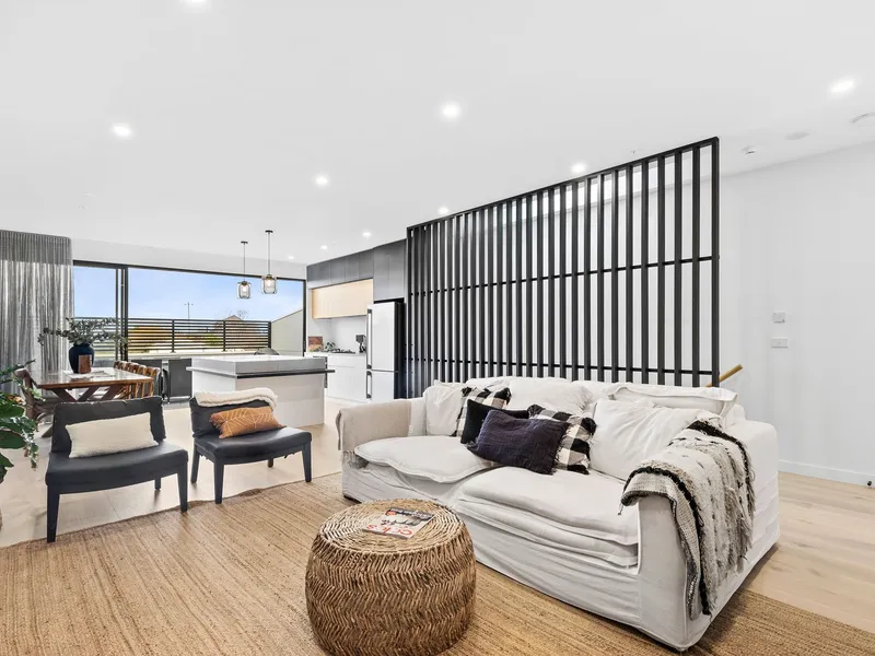 Flawless Designer Living in the Heart of Barwon Heads