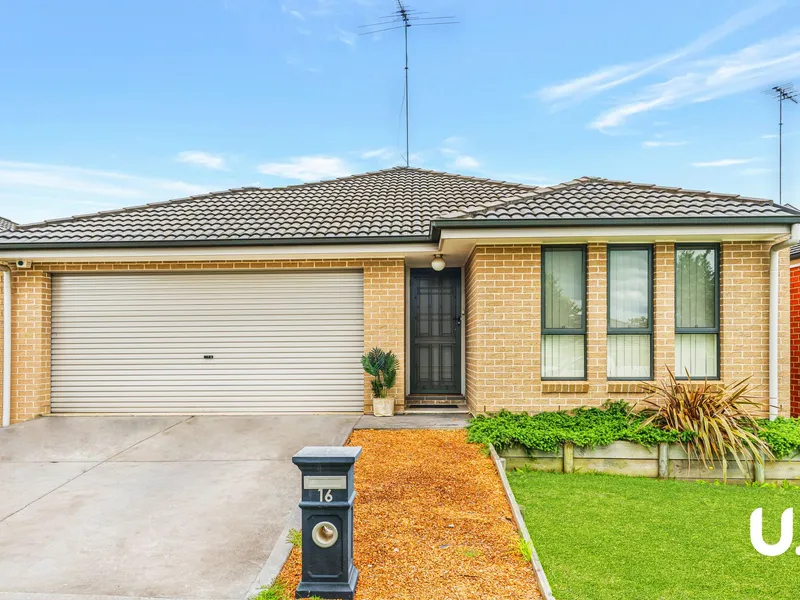 Spacious & Modern Single Level Living