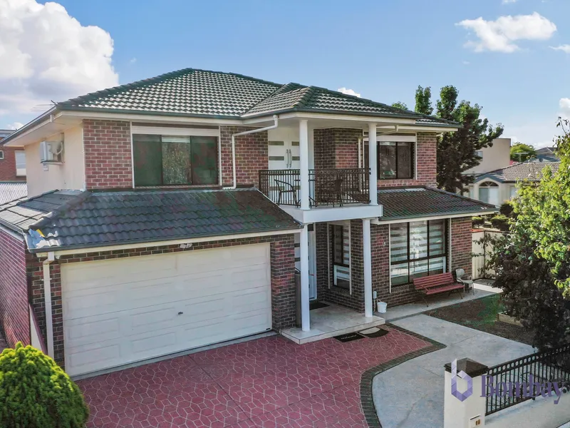 Prestigious Double Storey Home !!!