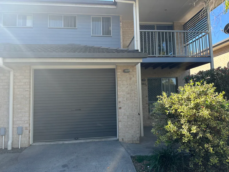 ~COMFORTABLE 3 BEDs TOWNHOUSE FOR RENT~