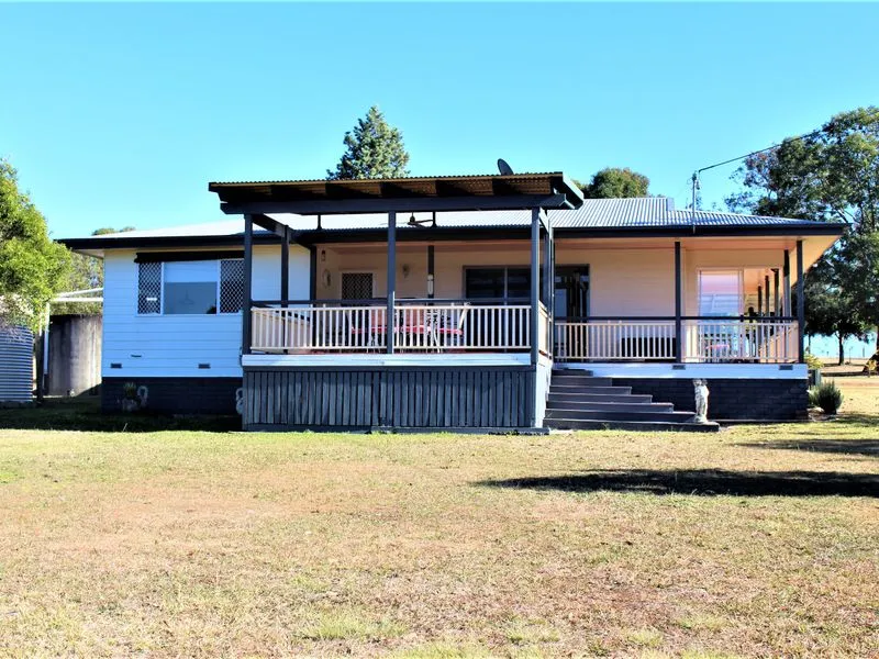 House And Acreage Close To Town!!