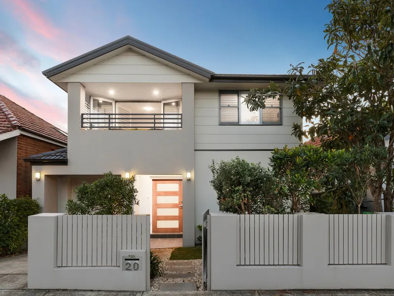 Family lifestyle haven just steps to village heart