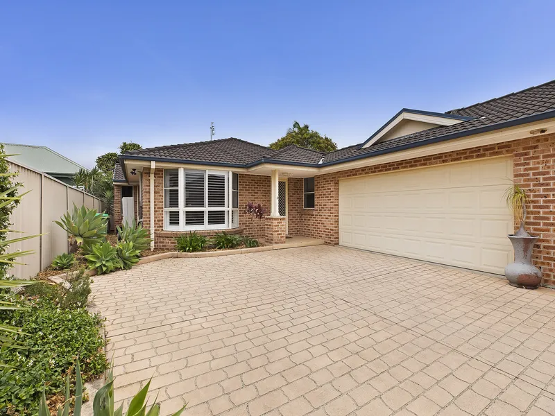 Immaculate & Spacious Villa