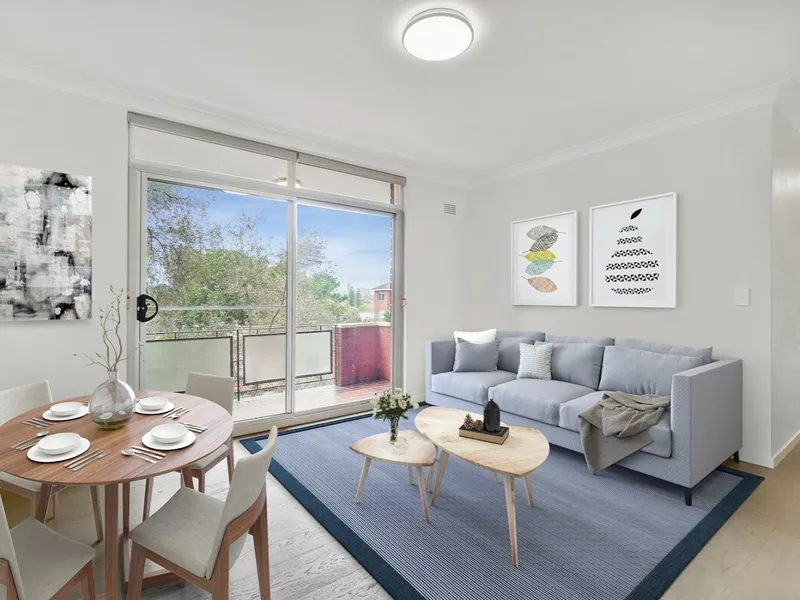 **DEPOSIT RECEIVED** L J HOOKER BONDI BEACH