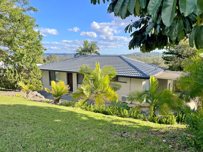 Fantastic family home in a sought after area!