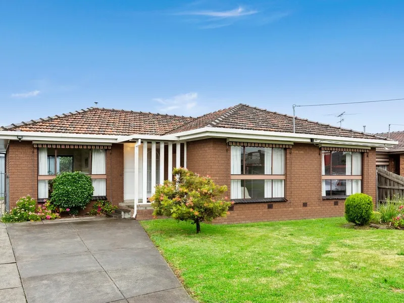 844 High Street Epping