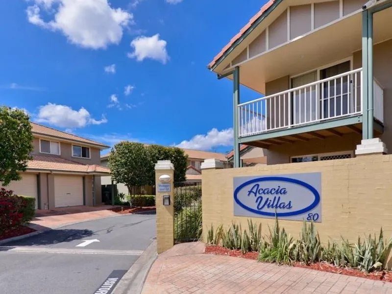 Large 3 Bedroom Townhouse with 2 Air Conditions-$360 per week