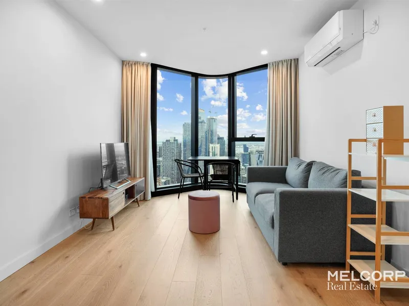 FULLY FURNISHED LUXURY 1 BED APARTMENT IN CBD