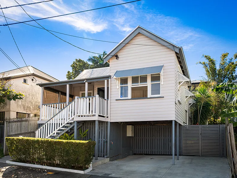 Renovated Queenslander in Ideal Paddington Location