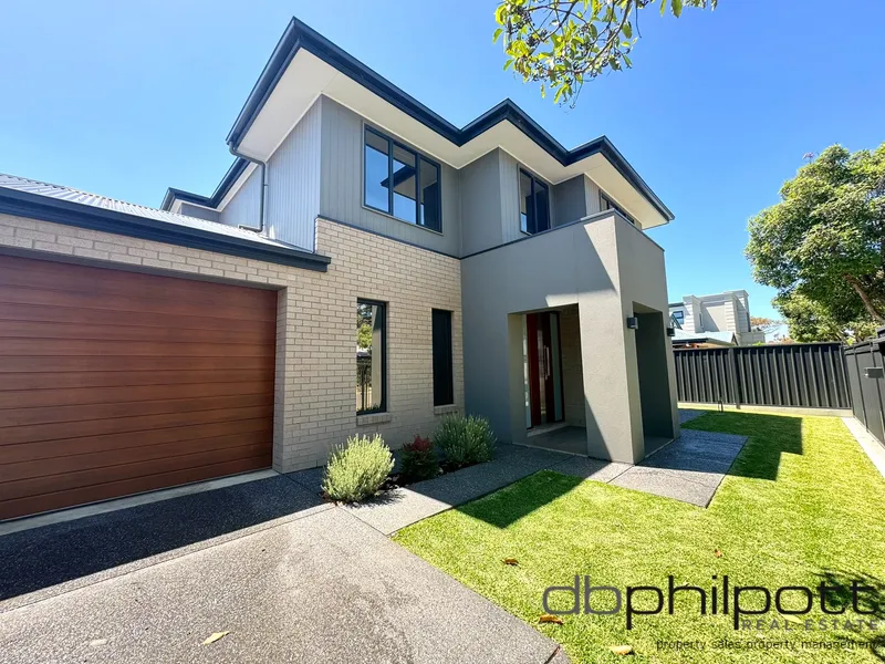 Beautiful 2-Storey, 4-Bedroom Family Home!