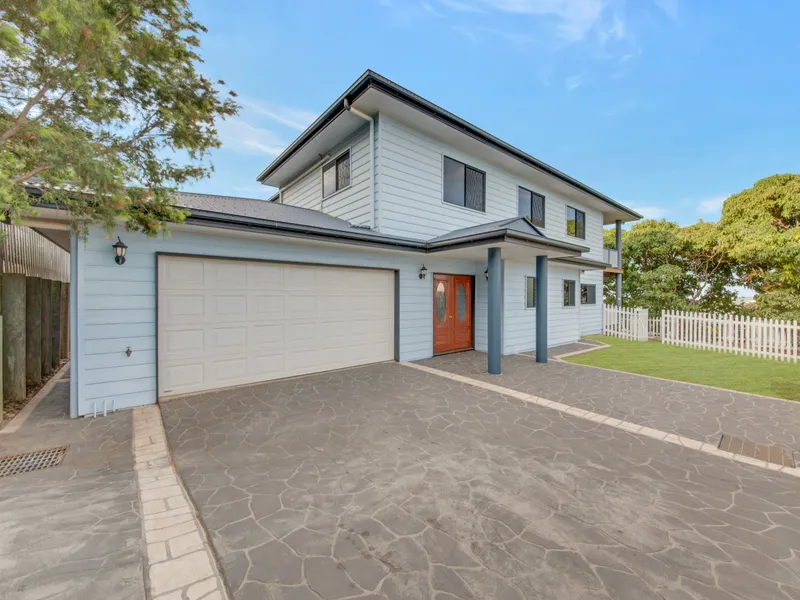 Harbour side Living! Unique Home on CBD Doorstep with Exceptional Outdoor Living