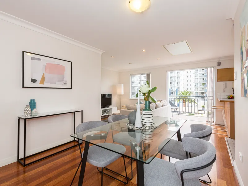 LUXURY CITY LIVING